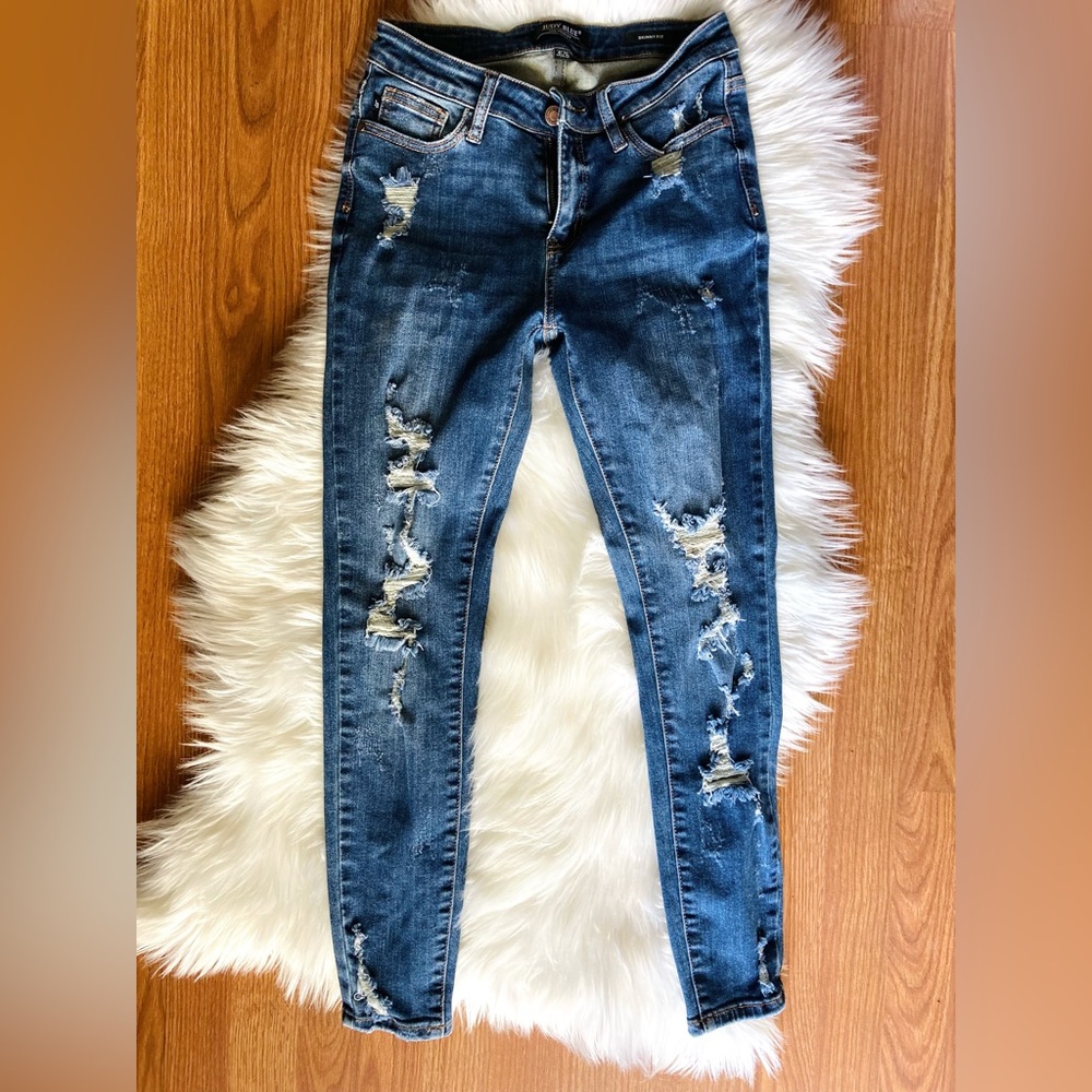Size 3/26 JUDY BLUE jeans.